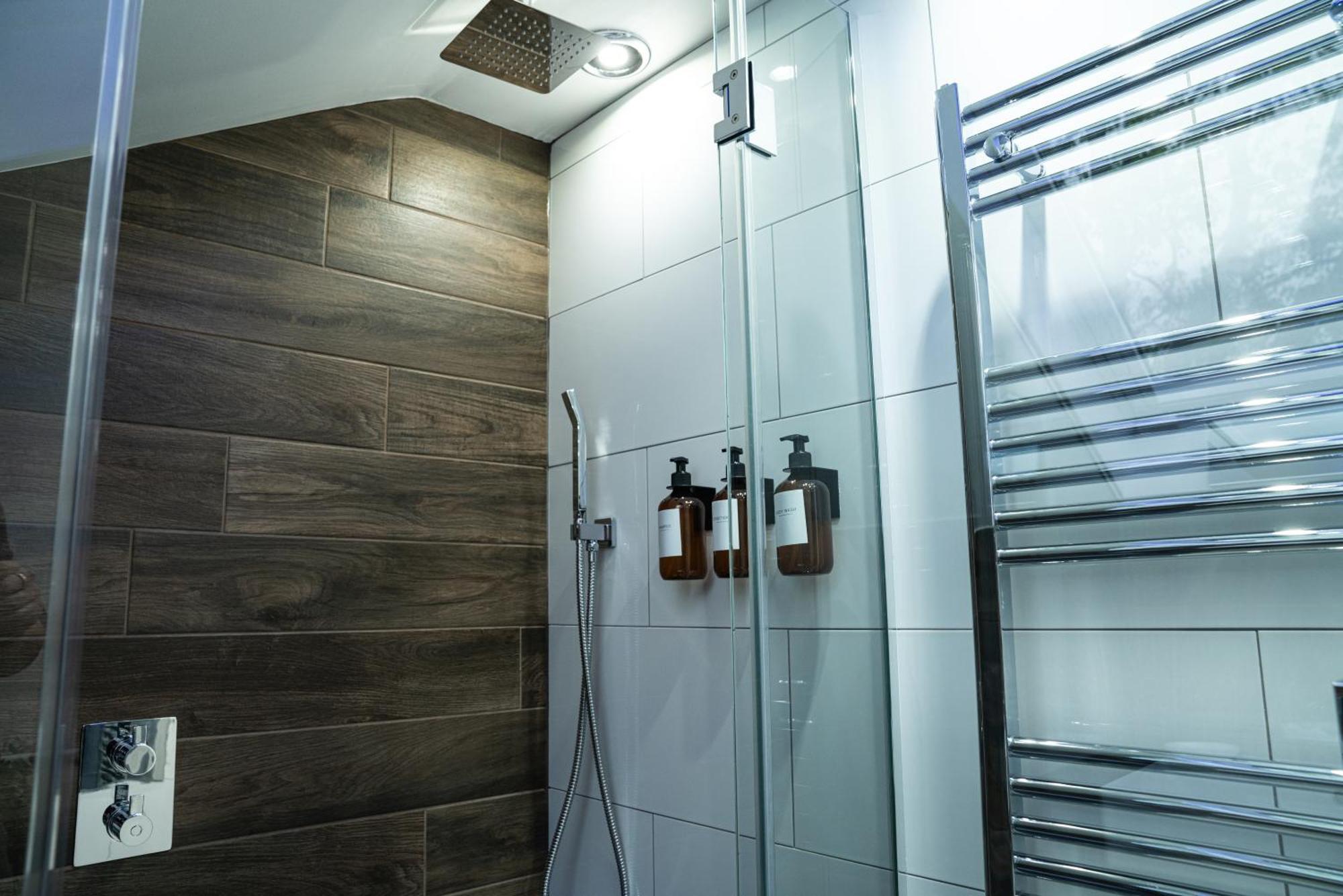 Chestnut Retreat A Stunning Annex Apartment Ossett المظهر الخارجي الصورة